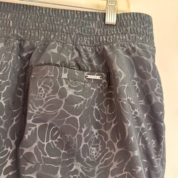 Orvis Black Rose Embossed Golf Tennis Pull On Skort Skirt Size Large - Picture 5 of 7